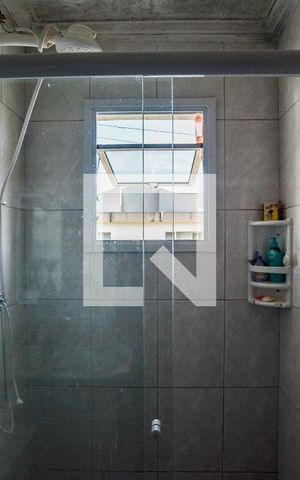 Casa à venda com 130m², 3 quartos e 4 vagasBanheiro Social