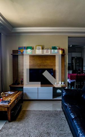 Casa à venda com 130m², 3 quartos e 4 vagasSala