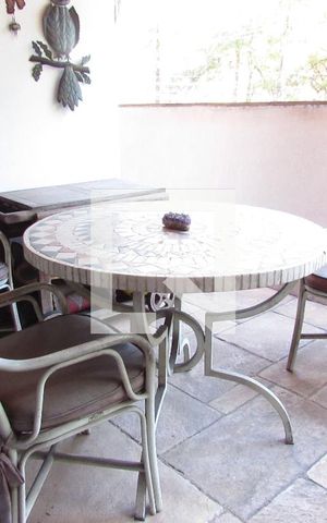 Apartamento à venda com 400m², 4 quartos e 3 vagasVaranda da Sala