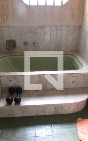 Apartamento à venda com 400m², 4 quartos e 3 vagasBanheiro 1