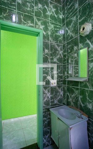 Casa à venda com 200m², 3 quartos e 2 vagasBanheiro Área de Serviço