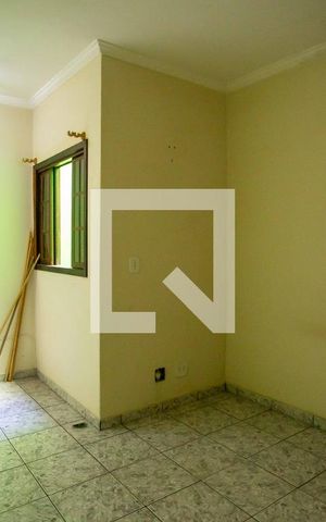 Casa à venda com 200m², 3 quartos e 2 vagasQuarto 3