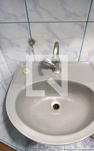 Casa à venda com 200m², 3 quartos e 2 vagasBanheiro 2