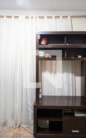 Casa à venda com 200m², 3 quartos e 2 vagasSala