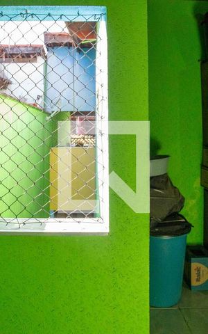 Casa à venda com 200m², 3 quartos e 2 vagasÁrea de Serviço