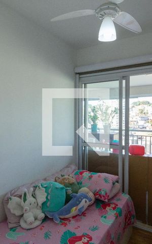 Apartamento à venda com 81m², 3 quartos e 2 vagasQuarto 3