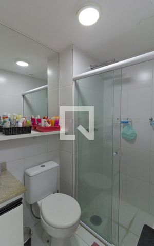 Apartamento à venda com 81m², 3 quartos e 2 vagasBanheiro