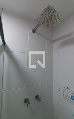Apartamento à venda com 81m², 3 quartos e 2 vagasBanheiro