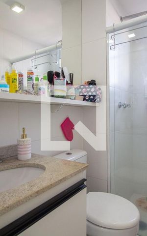 Apartamento à venda com 81m², 3 quartos e 2 vagasBanheiro da Suíte