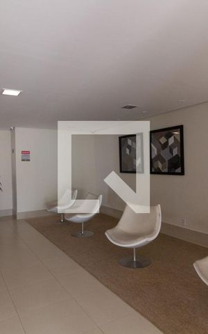 Apartamento à venda com 81m², 3 quartos e 2 vagasHall social