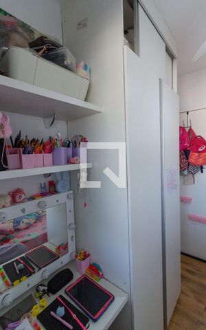 Apartamento à venda com 81m², 3 quartos e 2 vagasQuarto 3