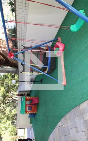 Apartamento para alugar com 230m², 3 quartos e 4 vagasÁrea comum - Playground