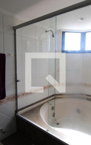 Apartamento para alugar com 230m², 3 quartos e 4 vagasBanheiro da Suíte 3