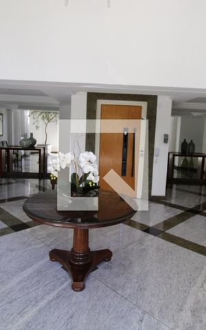 Apartamento para alugar com 230m², 3 quartos e 4 vagasHall de entrada