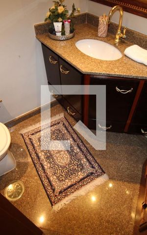 Apartamento para alugar com 230m², 3 quartos e 4 vagasLavabo