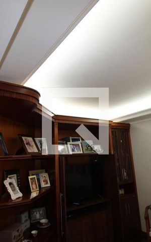 Apartamento para alugar com 230m², 3 quartos e 4 vagasSala de TV