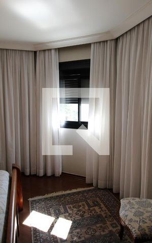 Apartamento para alugar com 230m², 3 quartos e 4 vagasSuíte 3