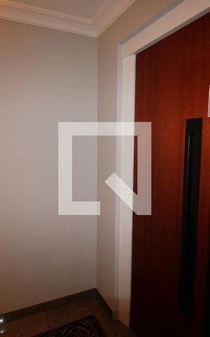 Apartamento para alugar com 230m², 3 quartos e 4 vagasHall