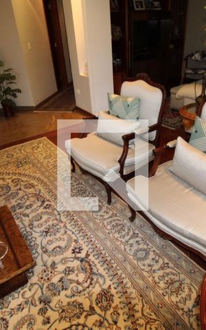 Apartamento para alugar com 230m², 3 quartos e 4 vagasSala