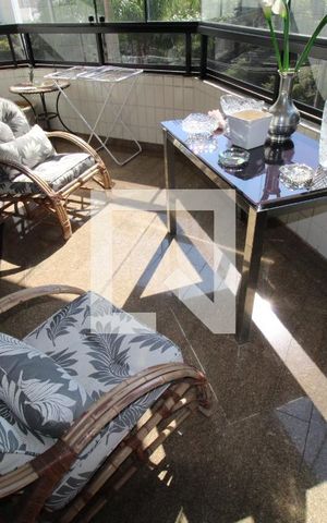 Apartamento para alugar com 230m², 3 quartos e 4 vagasVaranda