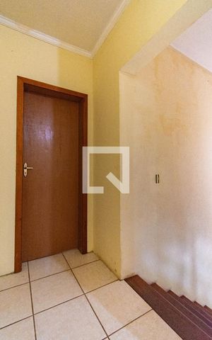 Casa à venda com 480m², 4 quartos e 2 vagas Casa à venda com 480m², 4 quartos e 2 vagasQuarto 4
