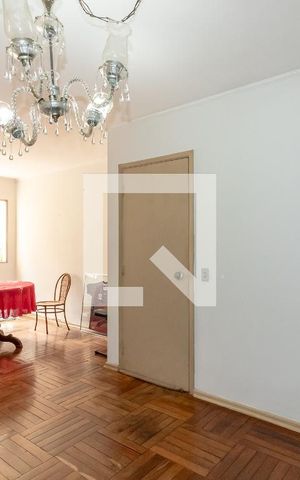 Apartamento à venda com 80m², 2 quartos e 2 vagas Apartamento à venda com 80m², 2 quartos e 2 vagasSala
