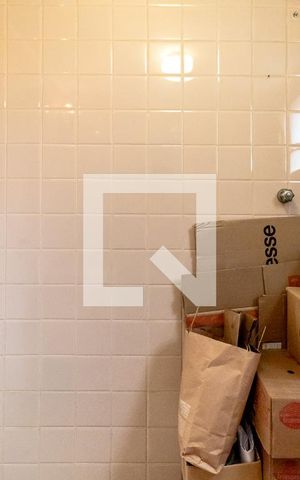 Apartamento à venda com 80m², 2 quartos e 2 vagas Apartamento à venda com 80m², 2 quartos e 2 vagasBanheiro Social