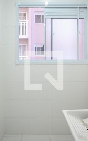 Apartamento à venda com 41m², 2 quartos e 1 vaga Apartamento à venda com 41m², 2 quartos e 1 vagaArea de Serviço