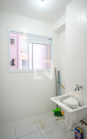 Apartamento à venda com 41m², 2 quartos e 1 vaga Apartamento à venda com 41m², 2 quartos e 1 vagaArea de Serviço