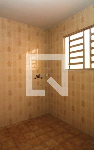 Casa para alugar com 72m², 2 quartos e 1 vagaQuarto 2