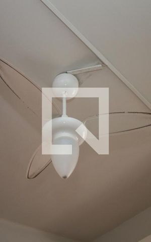 Casa para alugar com 72m², 2 quartos e 1 vagaSala - Detalhe