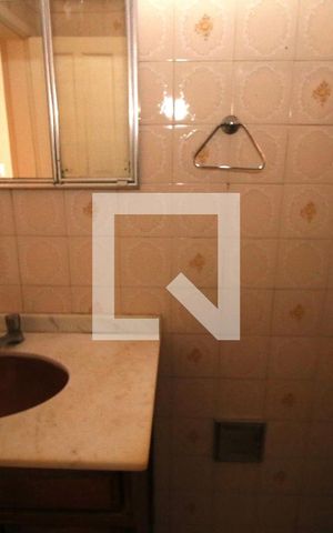 Casa para alugar com 72m², 2 quartos e 1 vagaBanheiro