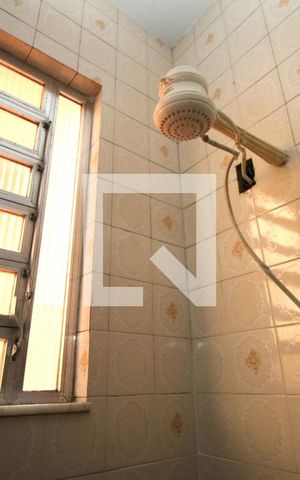 Casa para alugar com 72m², 2 quartos e 1 vagaBanheiro
