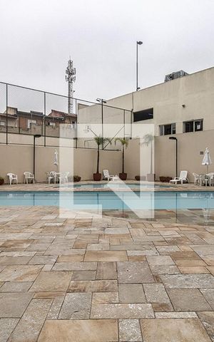 Apartamento à venda com 75m², 3 quartos e 1 vaga Apartamento à venda com 75m², 3 quartos e 1 vagaÁrea comum - Piscina