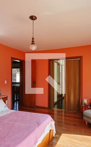 Casa à venda com 398m², 4 quartos e 3 vagas Casa à venda com 398m², 4 quartos e 3 vagasQuarto 2