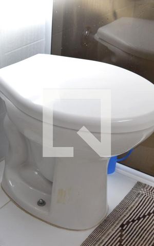 Casa à venda com 110m², 3 quartos e 1 vagaBanheiro suíte casa 2
