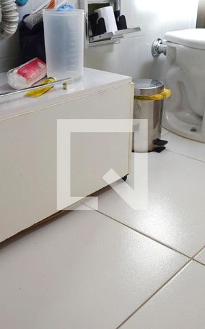 Casa à venda com 110m², 3 quartos e 1 vagaBanheiro suíte casa 2