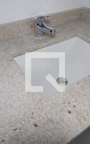 Apartamento à venda com 52m², 2 quartos e 1 vagaBanheiro Corredor