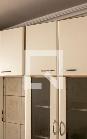 Casa para alugar com 300m², 3 quartos e 5 vagas Casa para alugar com 300m², 3 quartos e 5 vagasCozinha - Armários