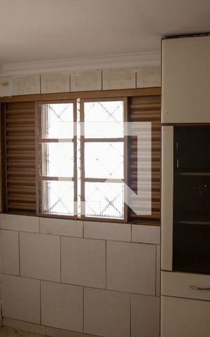 Casa para alugar com 300m², 3 quartos e 5 vagas Casa para alugar com 300m², 3 quartos e 5 vagasCozinha - Armários