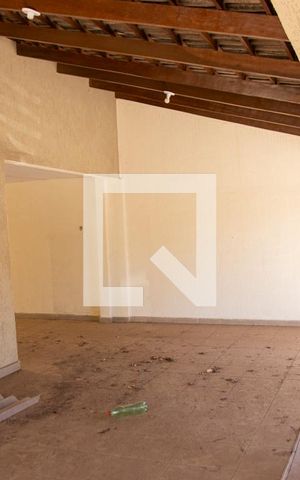Casa para alugar com 300m², 3 quartos e 5 vagas Casa para alugar com 300m², 3 quartos e 5 vagasGaragem