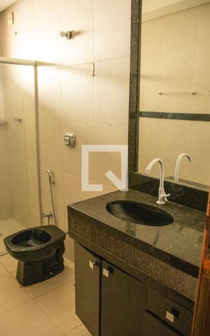 Casa para alugar com 300m², 3 quartos e 5 vagas Casa para alugar com 300m², 3 quartos e 5 vagasBanheiro 1