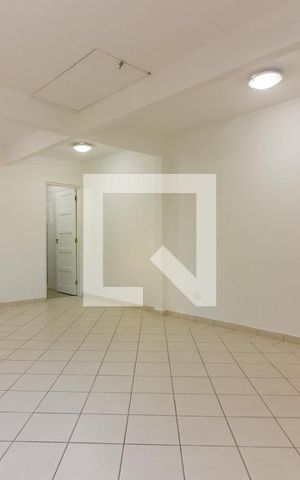 Casa de condomínio à venda com 48m², 1 quarto e 1 vagaSala