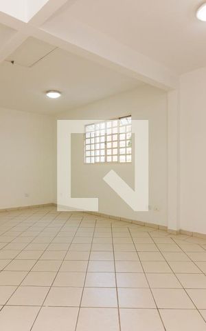 Casa de condomínio à venda com 48m², 1 quarto e 1 vagaSala