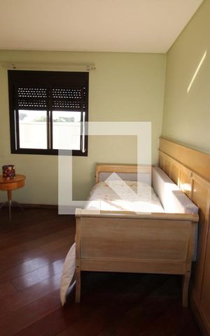 Casa à venda com 365m², 5 quartos e 4 vagasQuarto 4