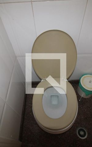 Casa à venda com 365m², 5 quartos e 4 vagasÁrea de Serviço - Banheiro