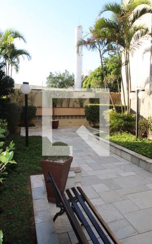 Casa à venda com 365m², 5 quartos e 4 vagasÁrea Comum