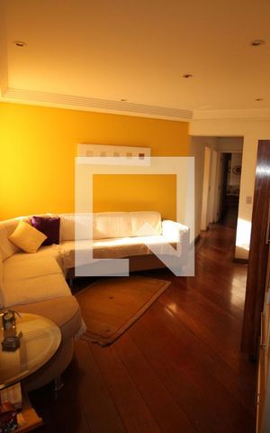 Casa à venda com 365m², 5 quartos e 4 vagasQuarto 3