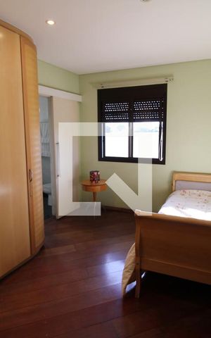 Casa à venda com 365m², 5 quartos e 4 vagasQuarto 4