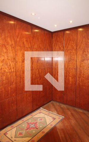 Casa à venda com 365m², 5 quartos e 4 vagasQuarto 6